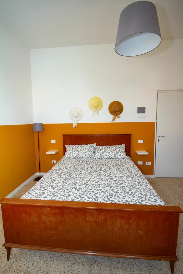 La Bicicletta Rossa B&B Cenaia ภายนอก รูปภาพ