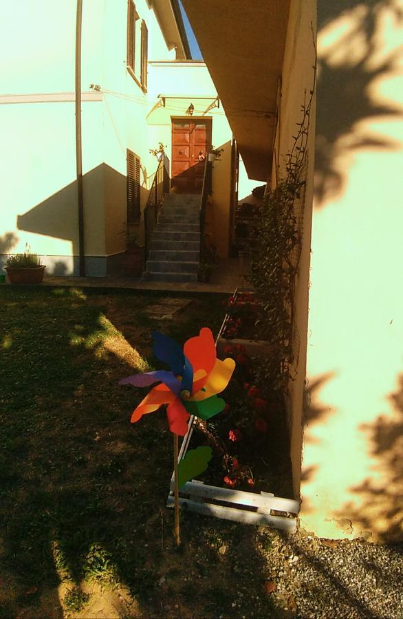 La Bicicletta Rossa B&B Cenaia ภายนอก รูปภาพ